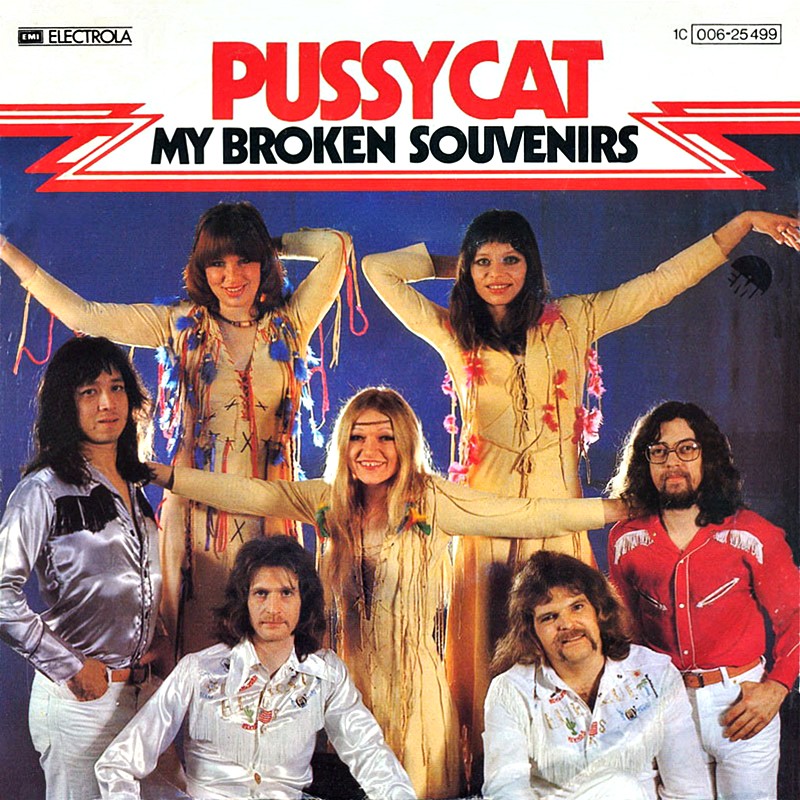 pussycat-my_broken_souvenirs_s_1.jpg